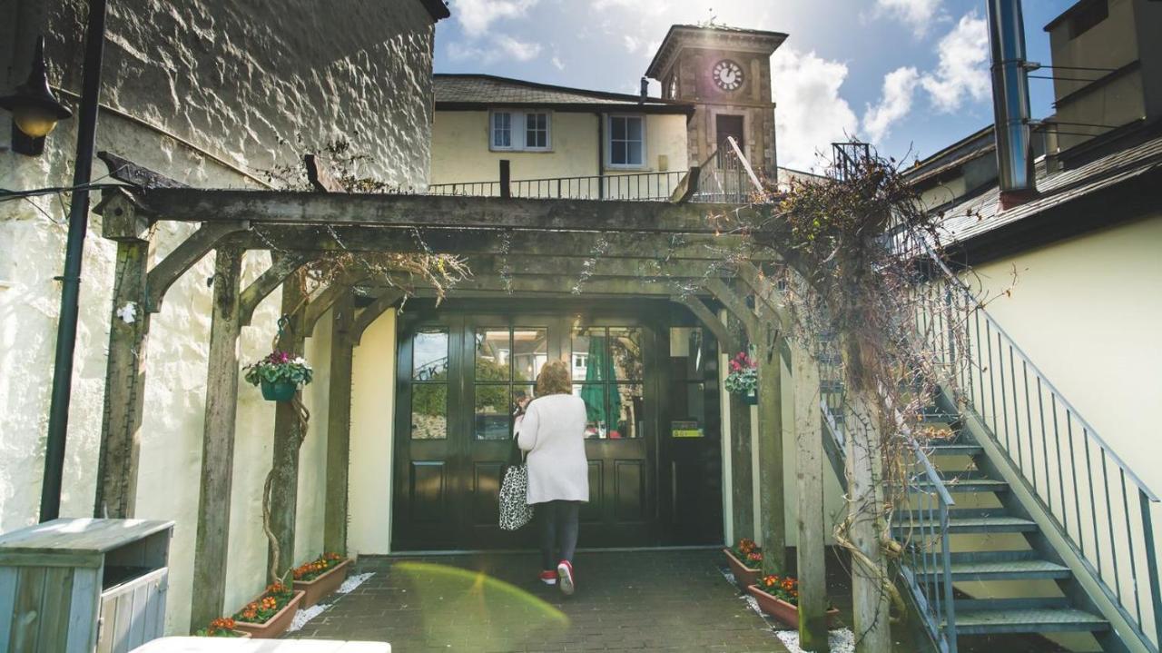 Tyacks Hotel Camborne Exterior photo